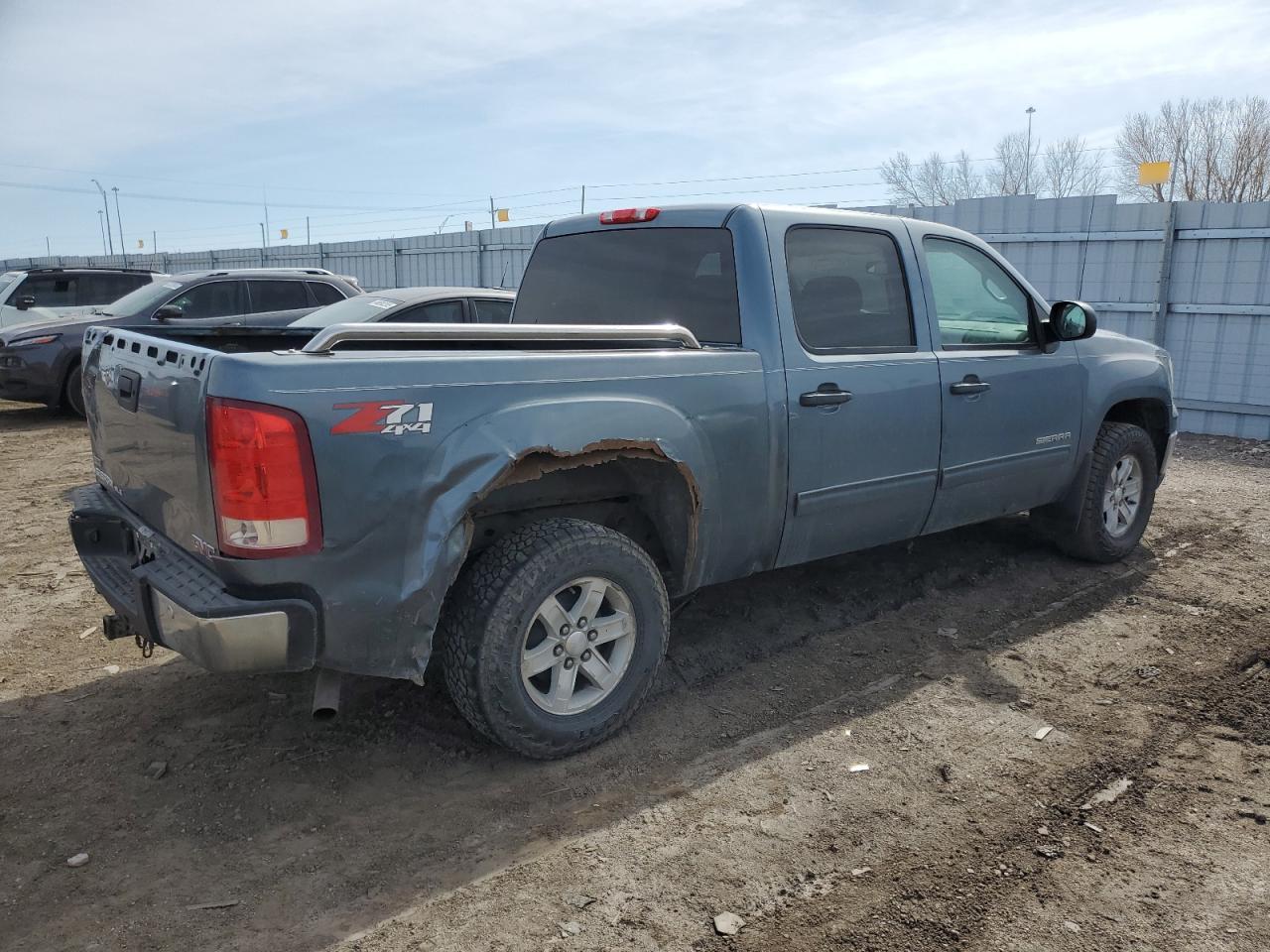 2011 GMC SIERRA K15 - Image 3