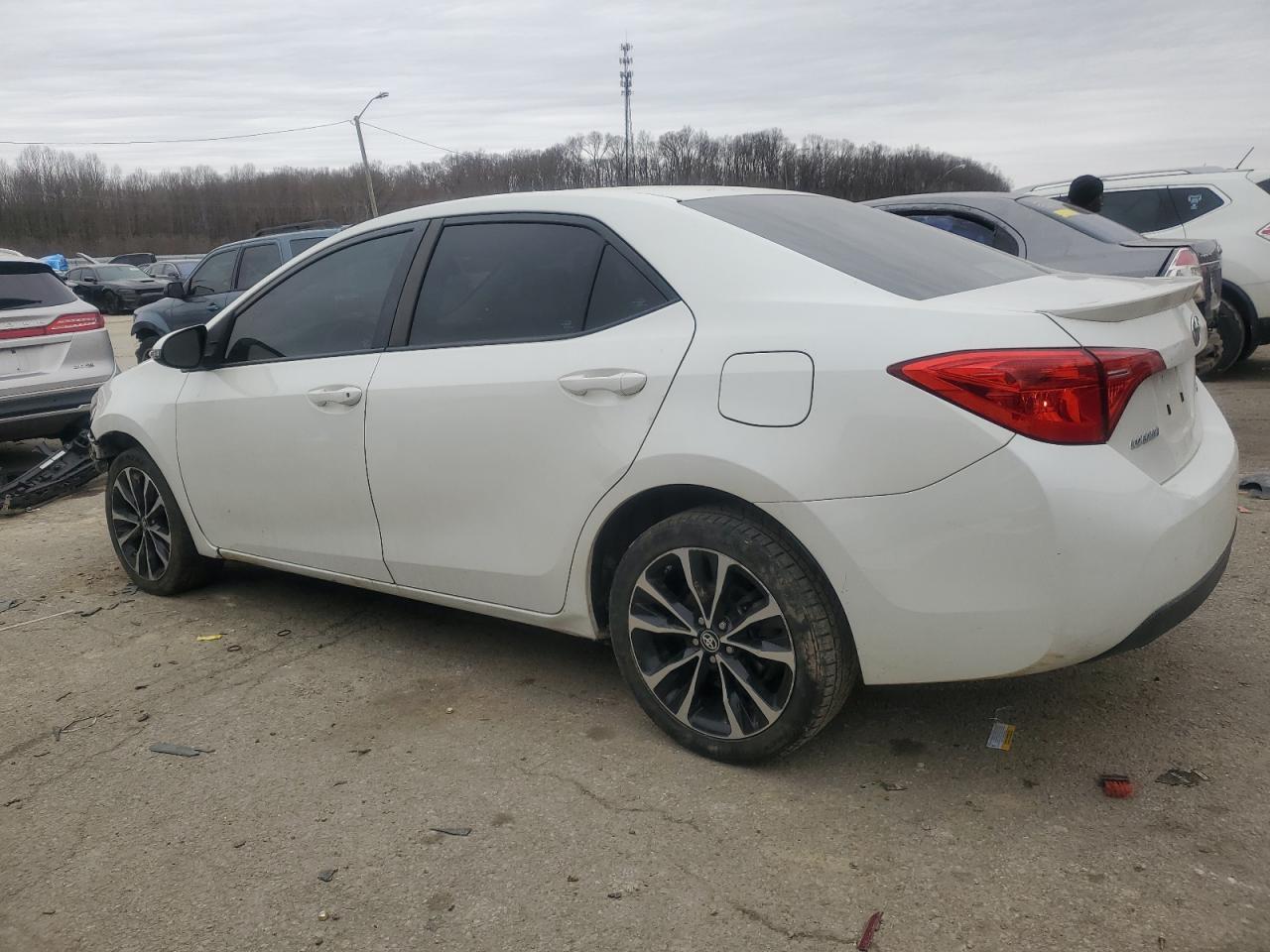 2019 TOYOTA COROLLA L - Image 2