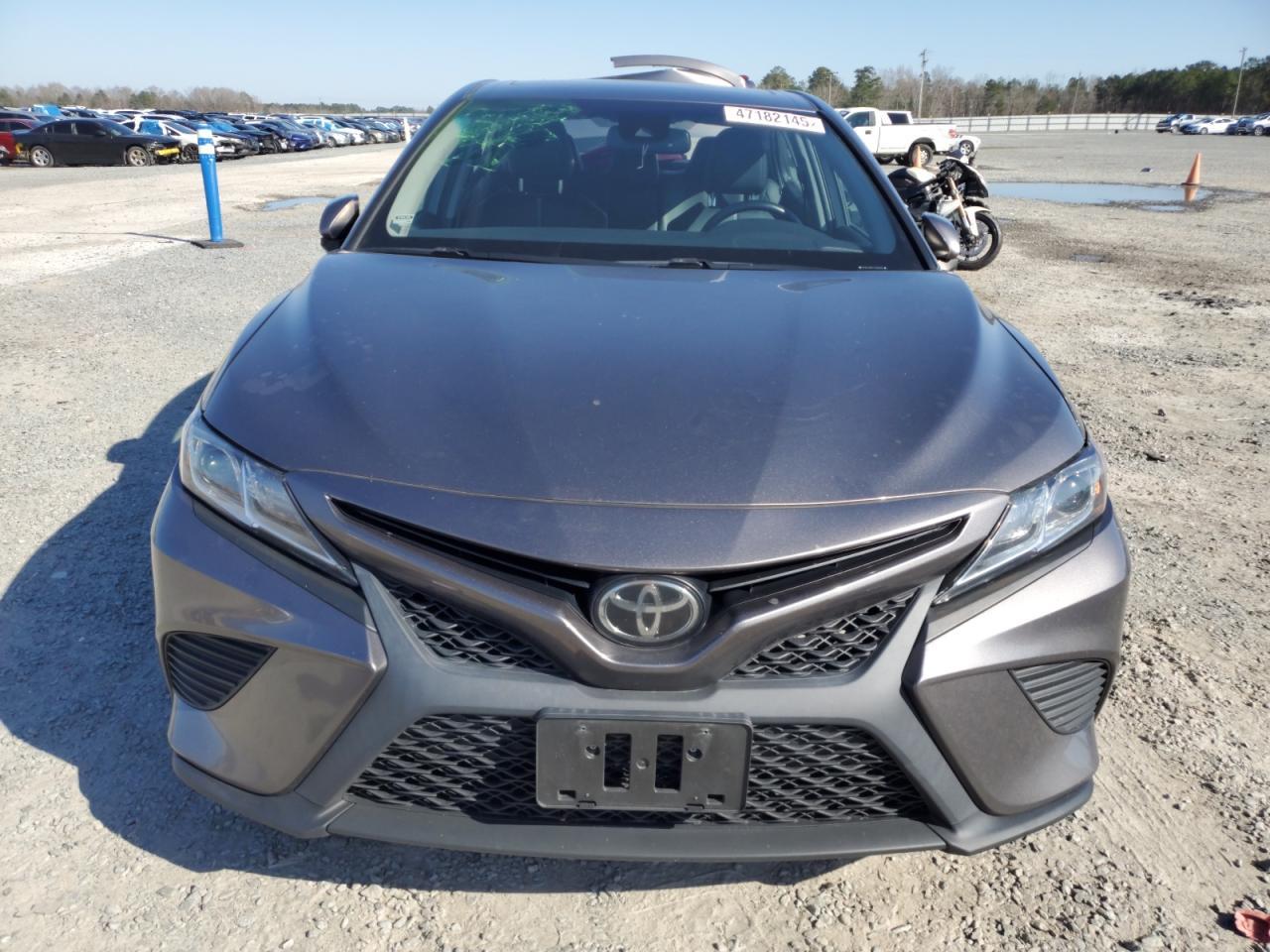 2018 TOYOTA CAMRY L - Фото 5