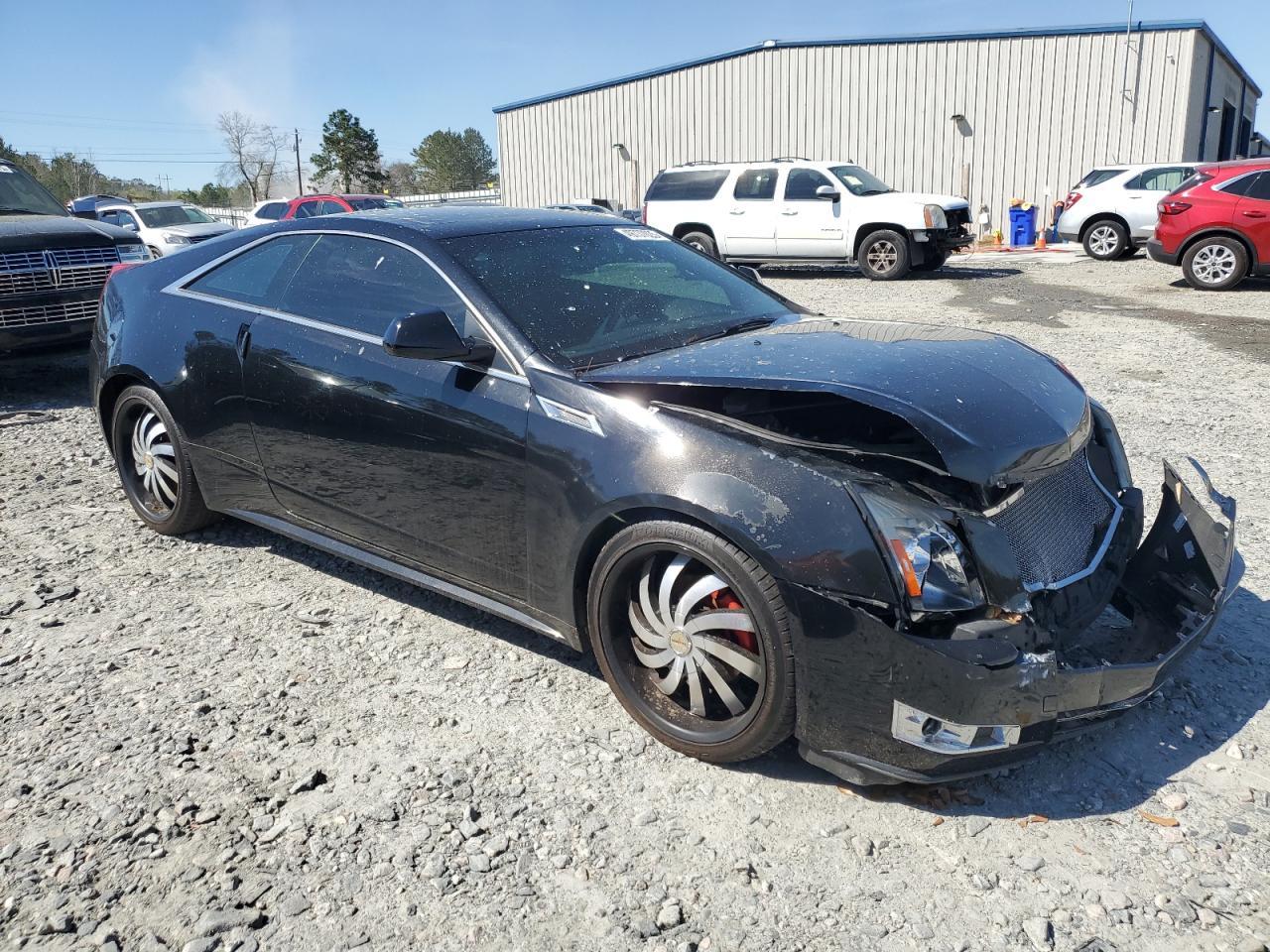 2011 CADILLAC CTS PREMIU - Image 4