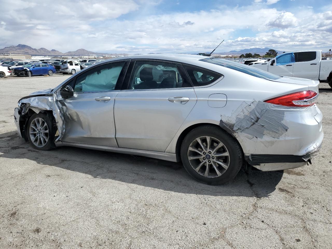 2017 FORD FUSION SE - Фото 2