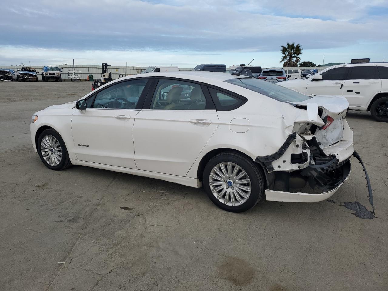 2013 FORD FUSION SE - Фото 2
