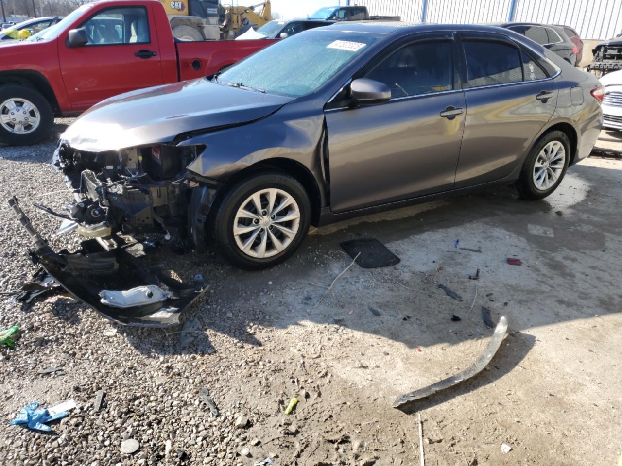 2015 TOYOTA CAMRY LE