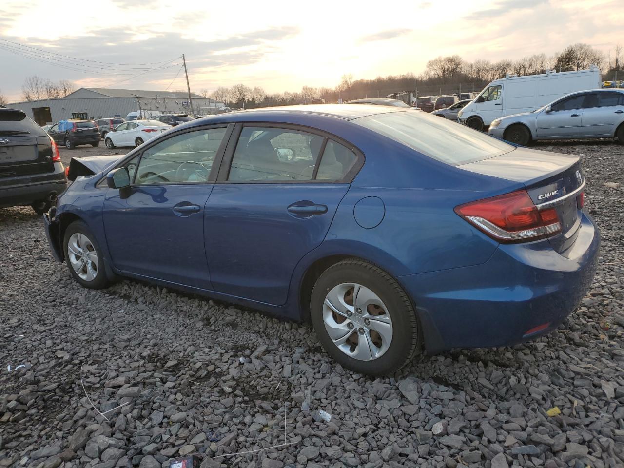 2015 HONDA CIVIC LX - Фото 2