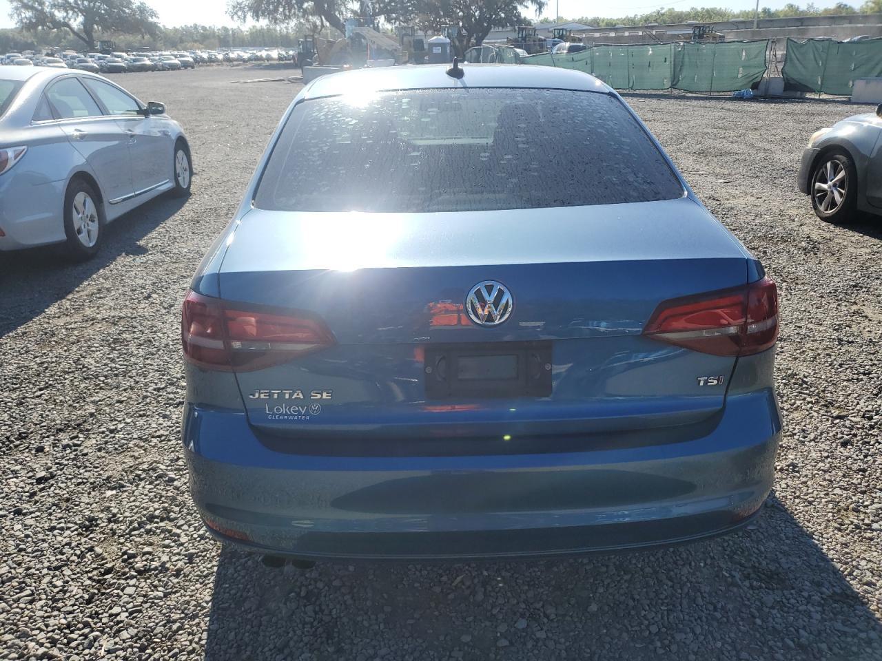 2017 VOLKSWAGEN JETTA SE - Image 6