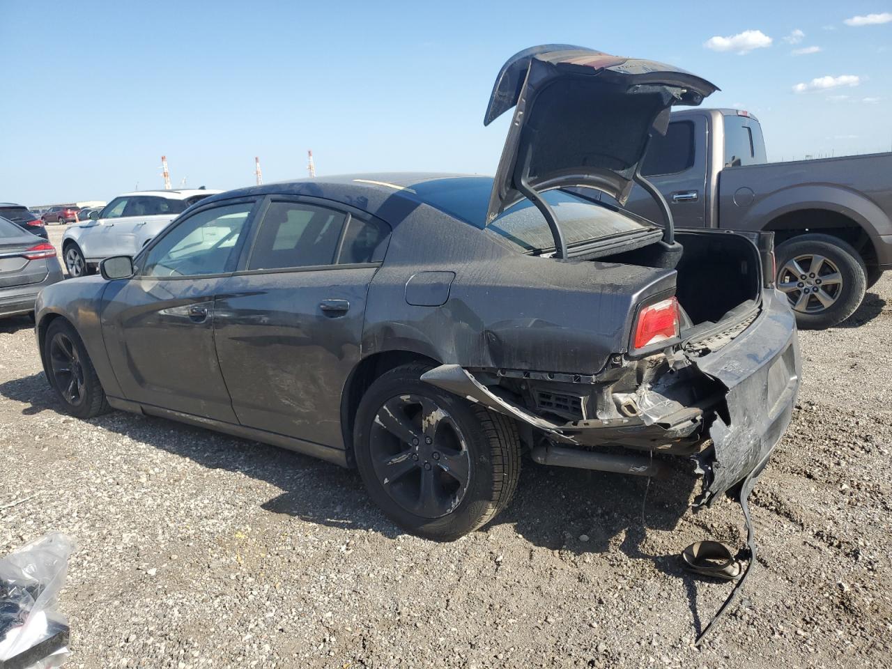 2013 DODGE CHARGER SE - Фото 2