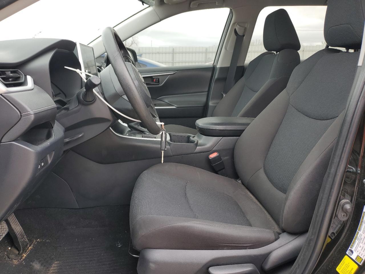 2023 TOYOTA RAV4 LE - Image 7