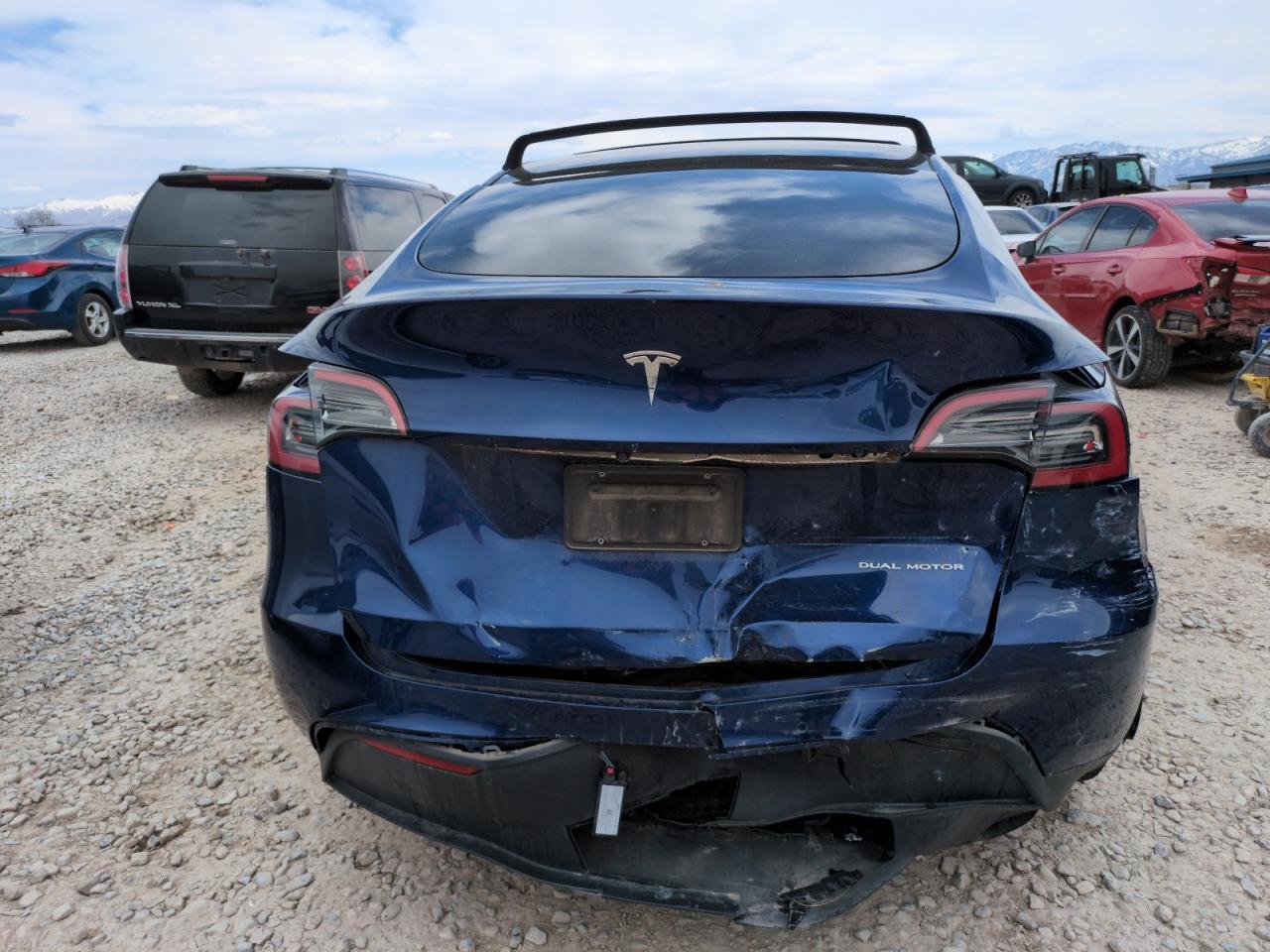 2022 TESLA MODEL Y - Фото 6