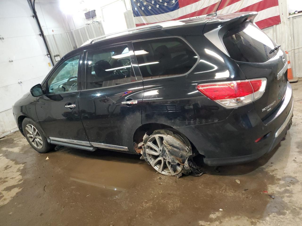 2013 NISSAN PATHFINDER - Image 2