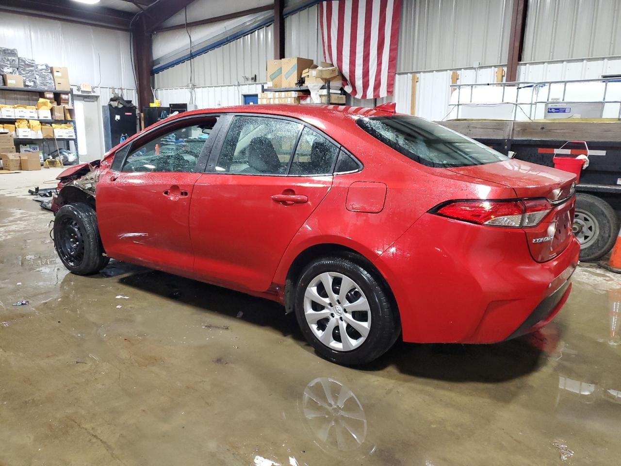 2021 TOYOTA COROLLA LE - Фото 2