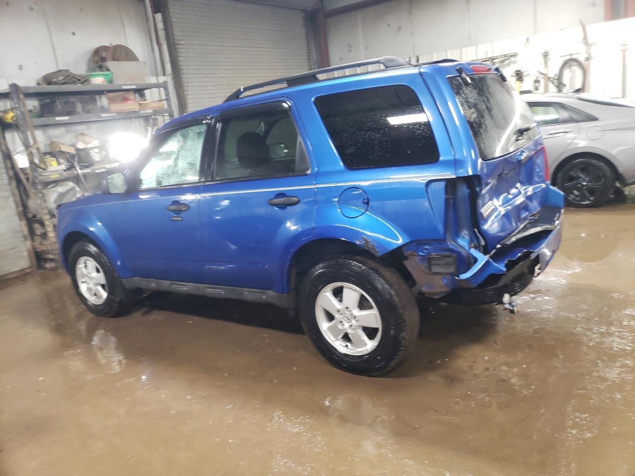 2012 FORD ESCAPE XLT - Фото 2