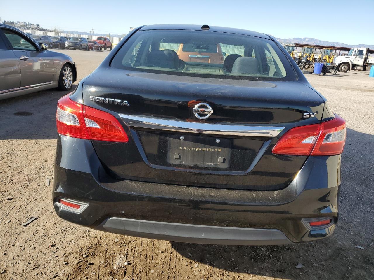 2016 NISSAN SENTRA S - Фото 6