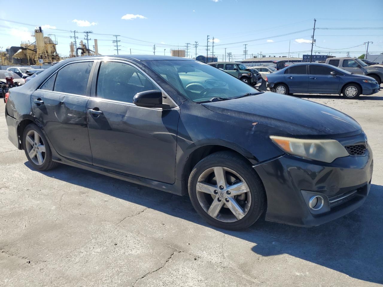 2014 TOYOTA CAMRY L - Фото 4