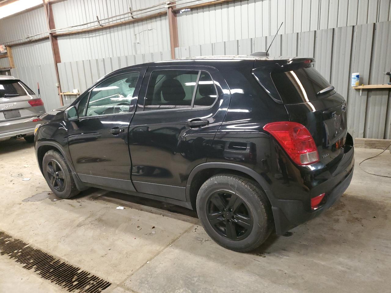 2021 CHEVROLET TRAX LS - Image 2