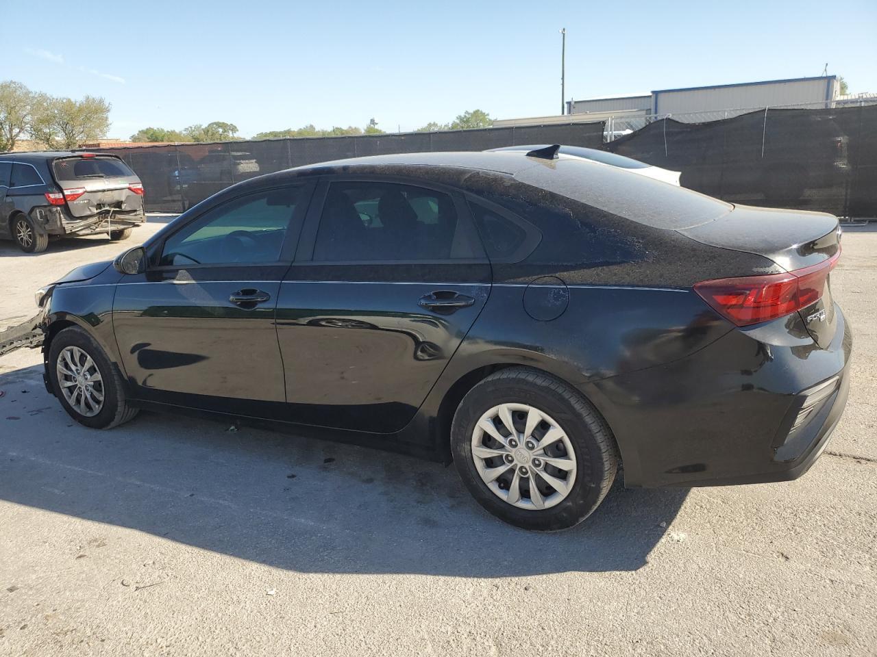 2021 KIA FORTE FE - Фото 2