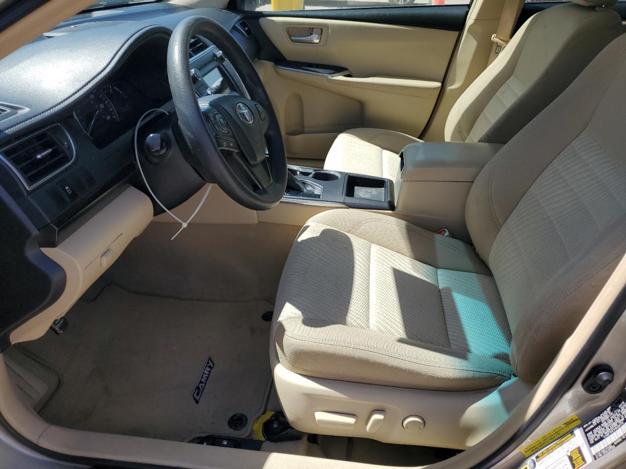 2015 TOYOTA CAMRY LE - Фото 7