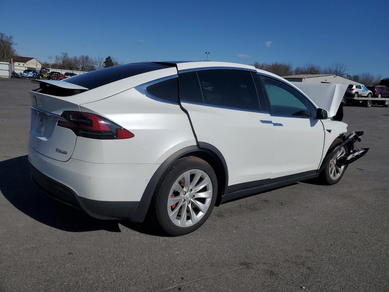 2018 TESLA MODEL X - Фото 3