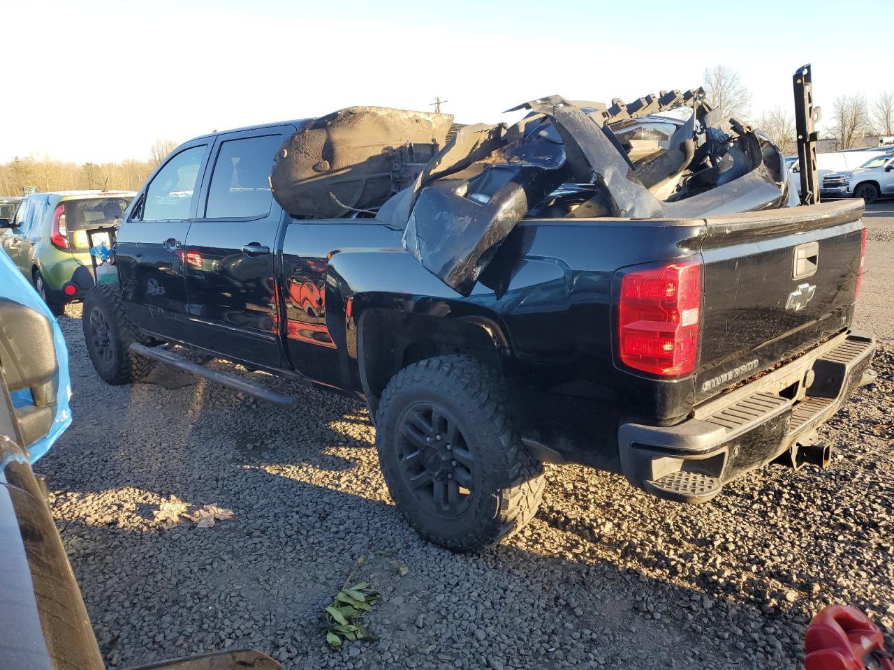 2016 CHEVROLET SILVERADO - Image 2