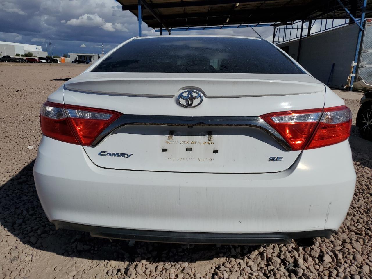 2015 TOYOTA CAMRY LE - Фото 6