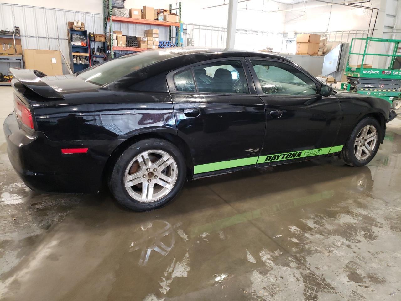 2014 DODGE CHARGER SE - Image 3