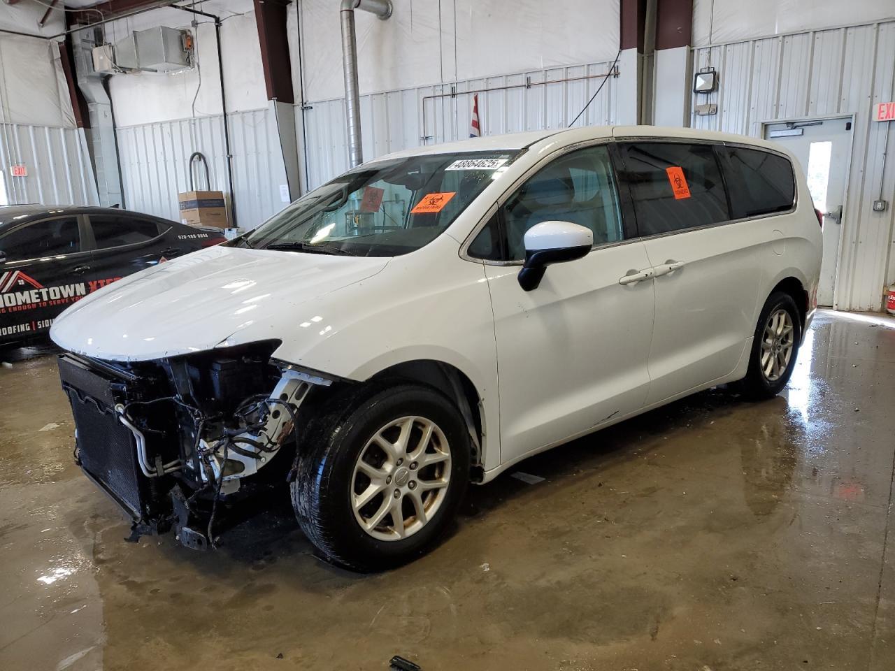 2017 CHRYSLER PACIFICA T