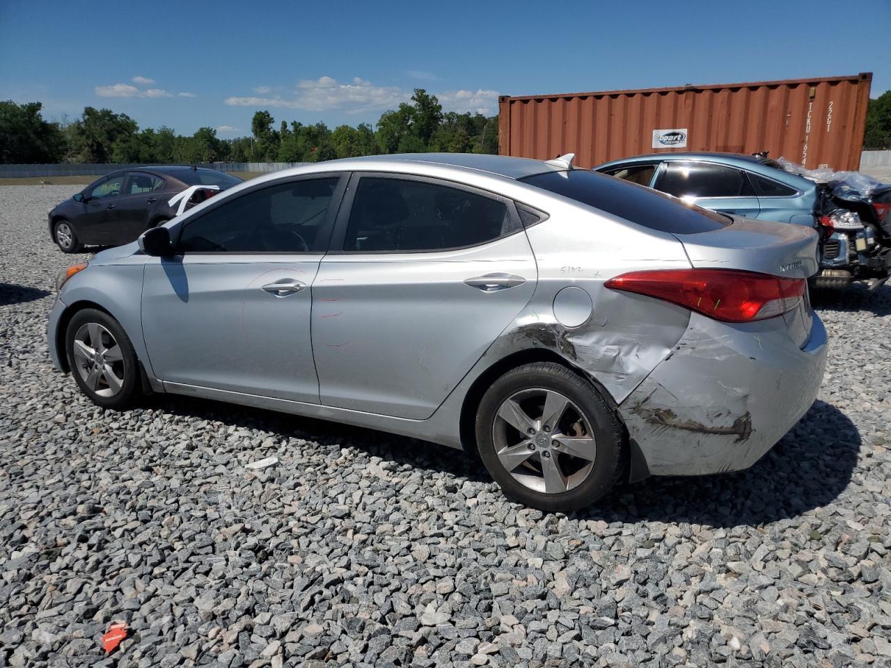 2013 HYUNDAI ELANTRA GL - Image 2