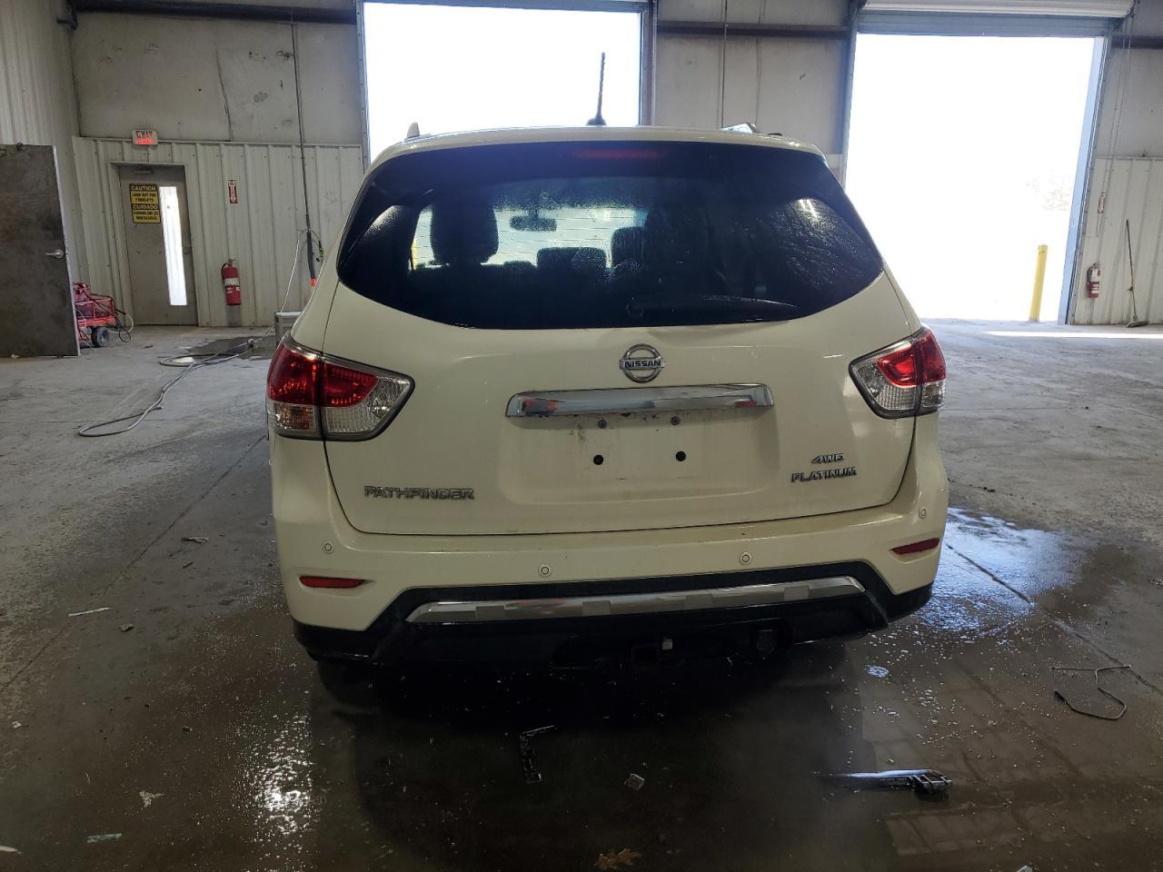 2013 NISSAN PATHFINDER - Фото 6