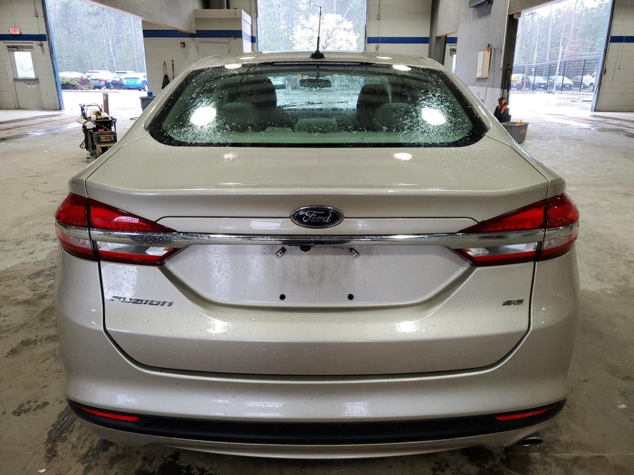 2017 FORD FUSION SE - Фото 6