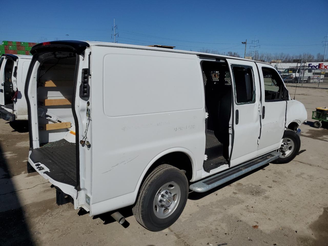 2024 CHEVROLET EXPRESS G2 - Фото 3