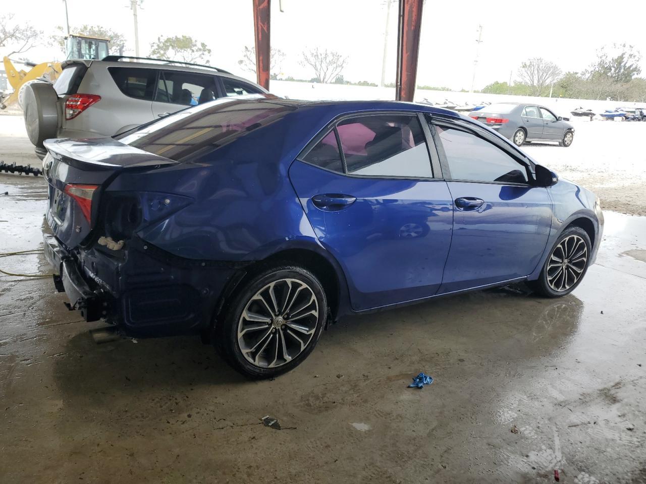 2014 TOYOTA COROLLA L - Фото 3