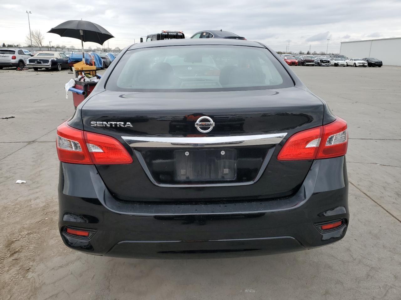 2017 NISSAN SENTRA S - Фото 6