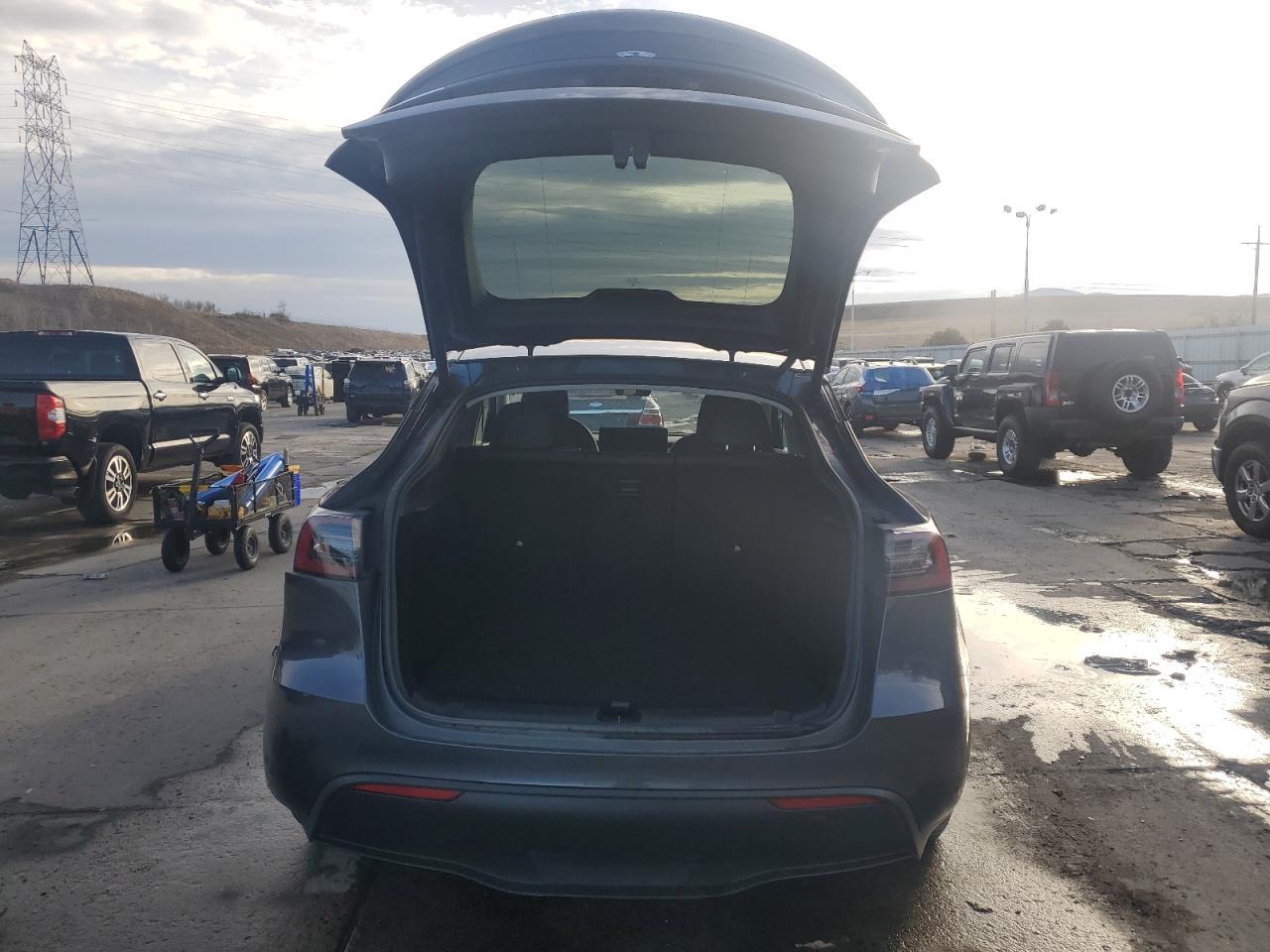 2023 TESLA MODEL Y - Фото 6