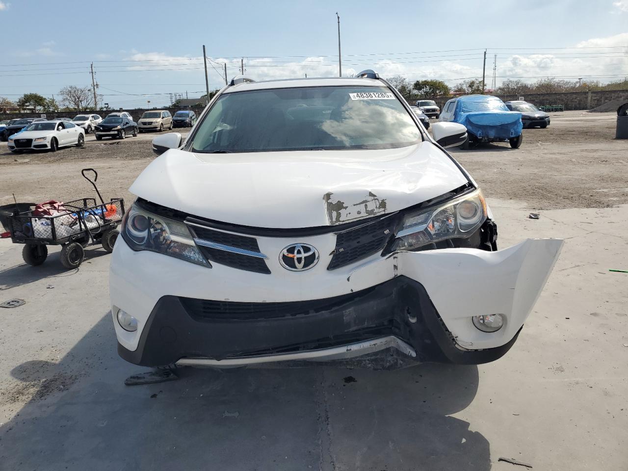 2015 TOYOTA RAV4 XLE - Image 5