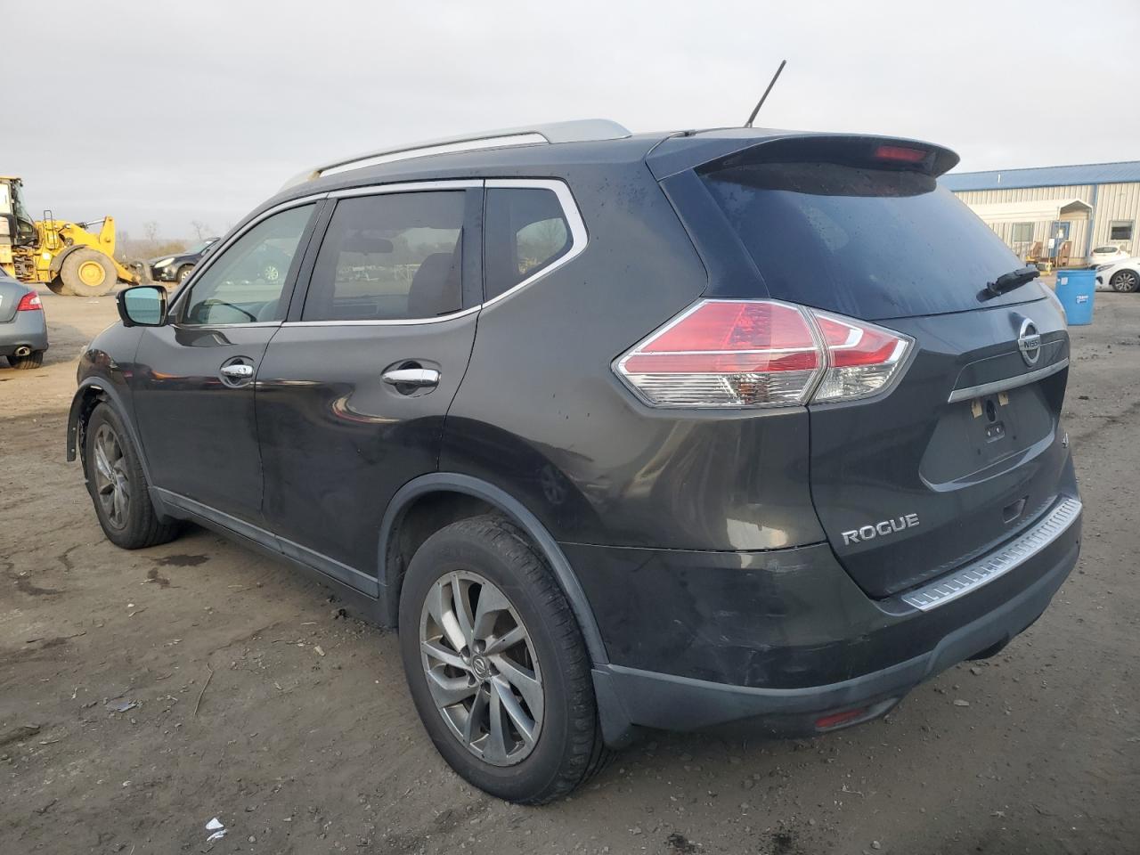 2015 NISSAN ROGUE S - Image 2