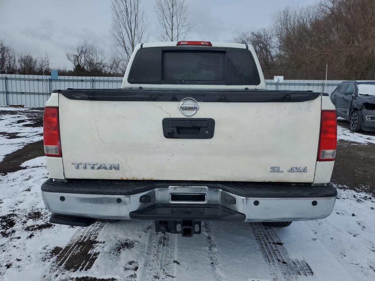 2013 NISSAN TITAN S - Фото 6