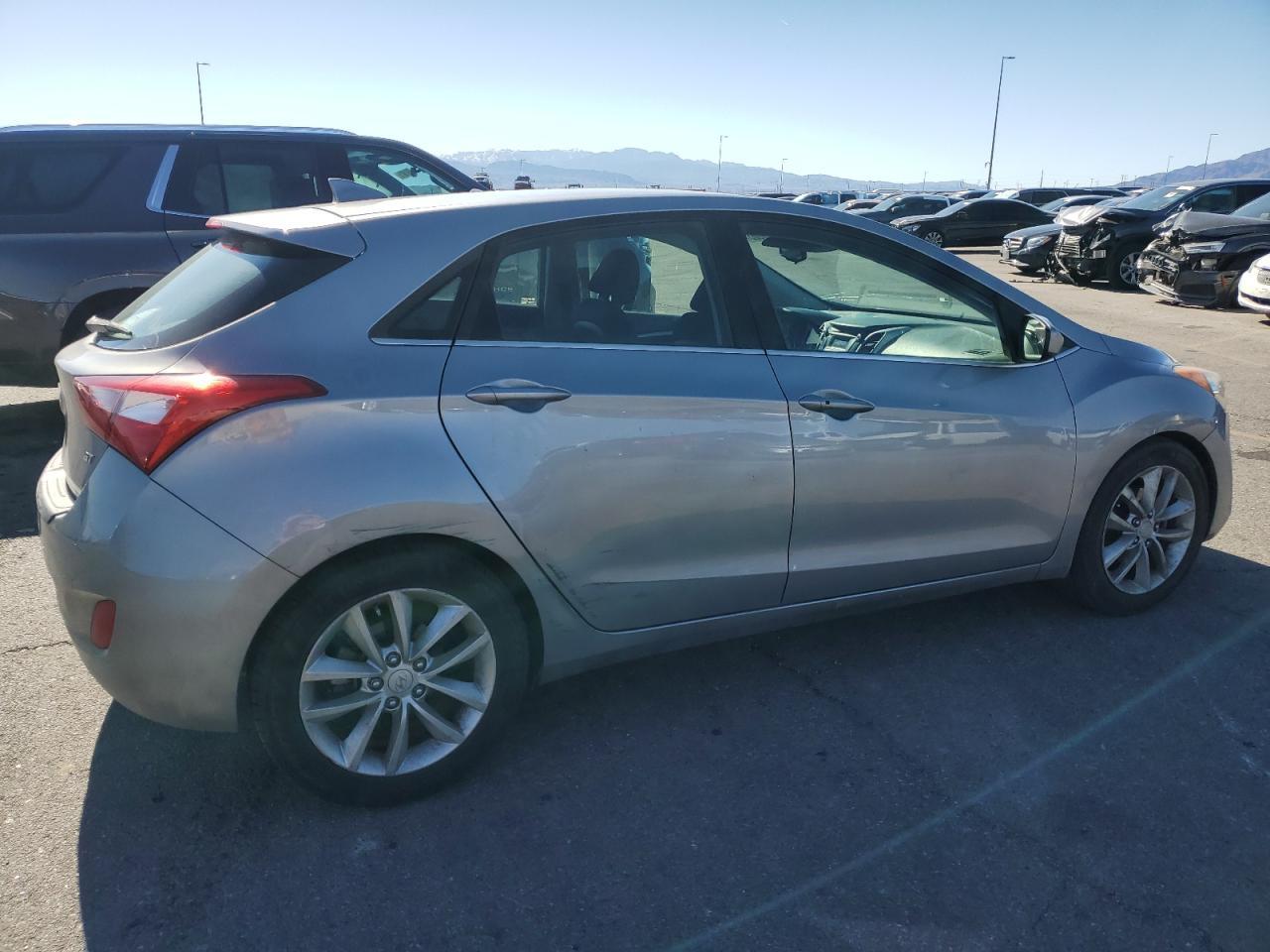 2013 HYUNDAI ELANTRA GT - Image 3