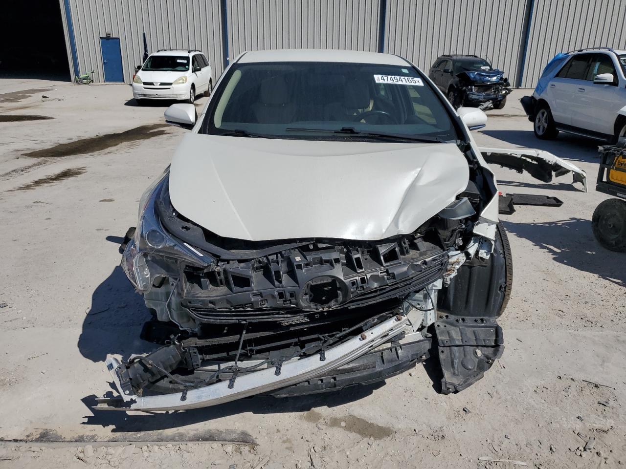 2016 TOYOTA PRIUS - Фото 5