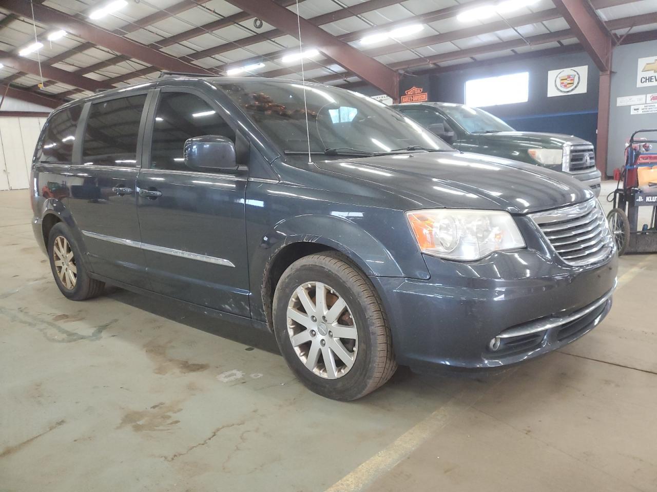 2014 CHRYSLER TOWN & COU - Фото 4