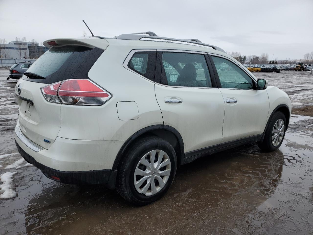 2015 NISSAN ROGUE S - Image 3