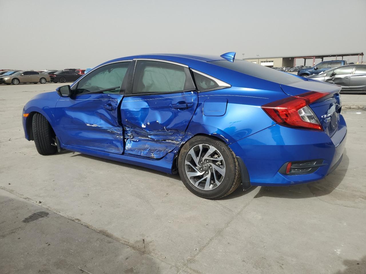 2018 HONDA CIVIC EX - Image 2