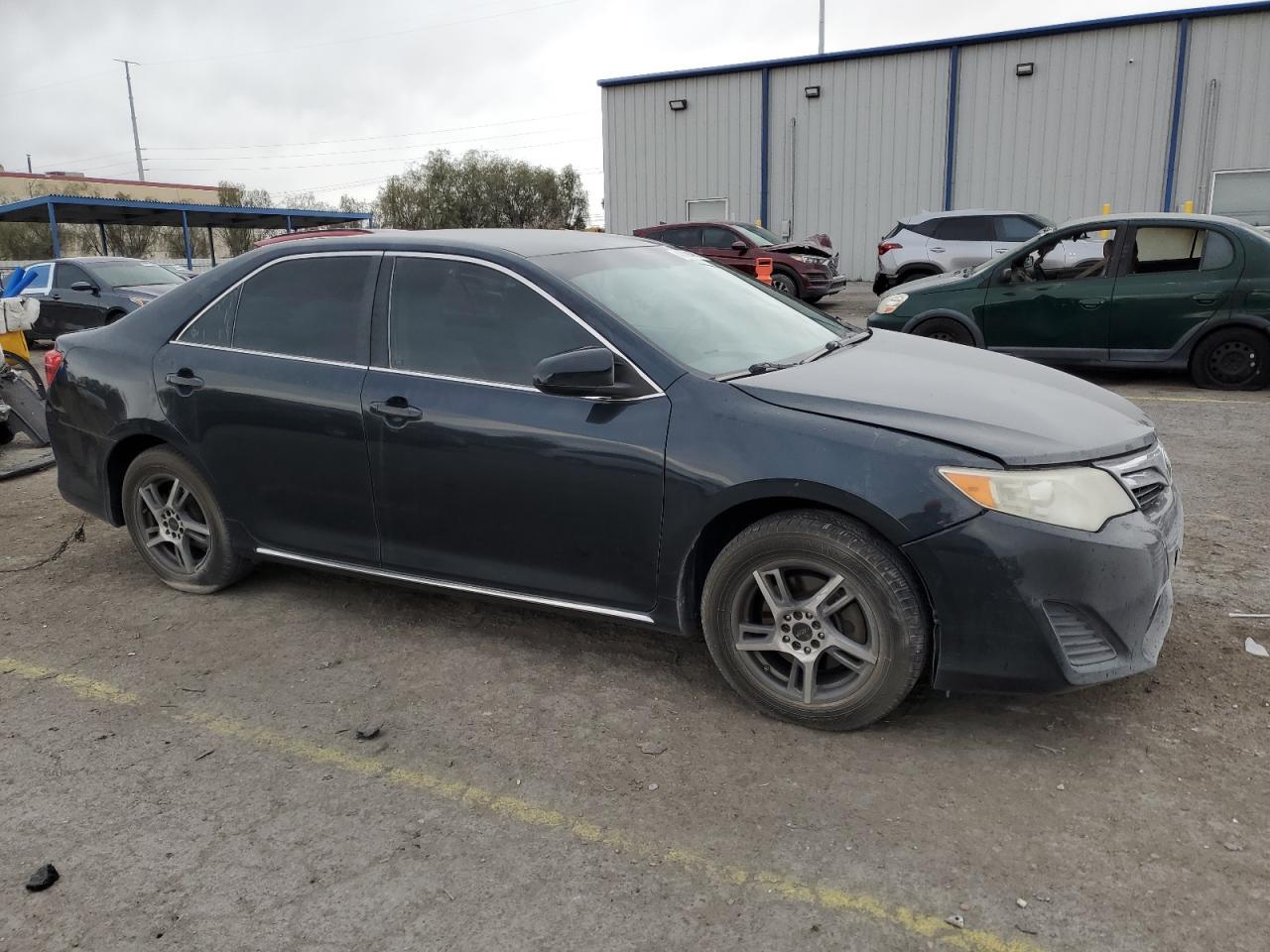 2014 TOYOTA CAMRY L - Image 4
