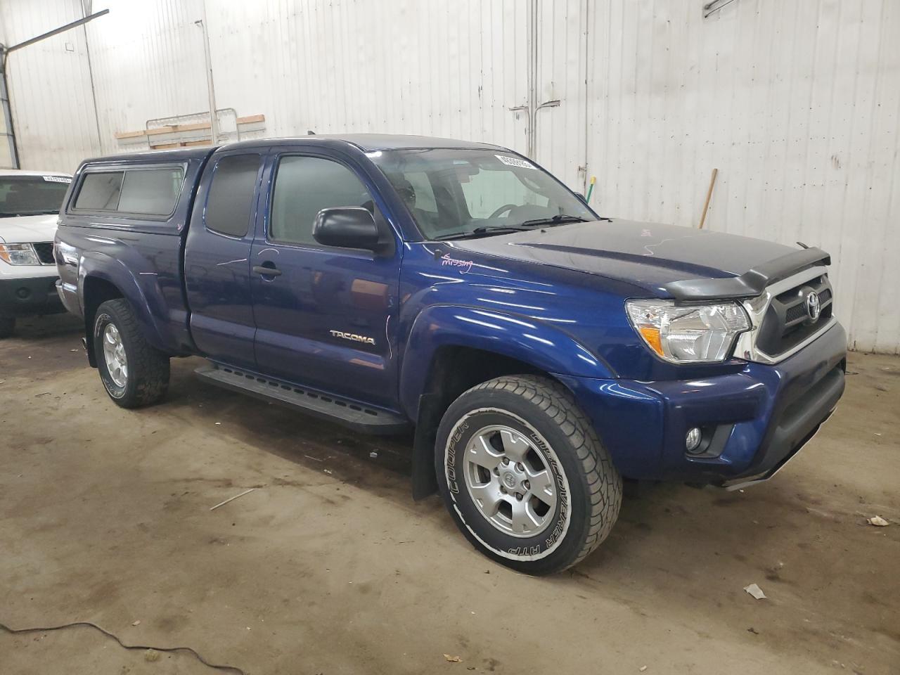 2014 TOYOTA TACOMA - Фото 4