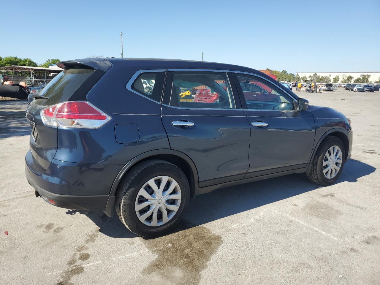 2015 NISSAN ROGUE S - Фото 3