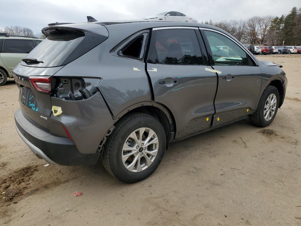 2023 FORD ESCAPE ACT - Фото 3