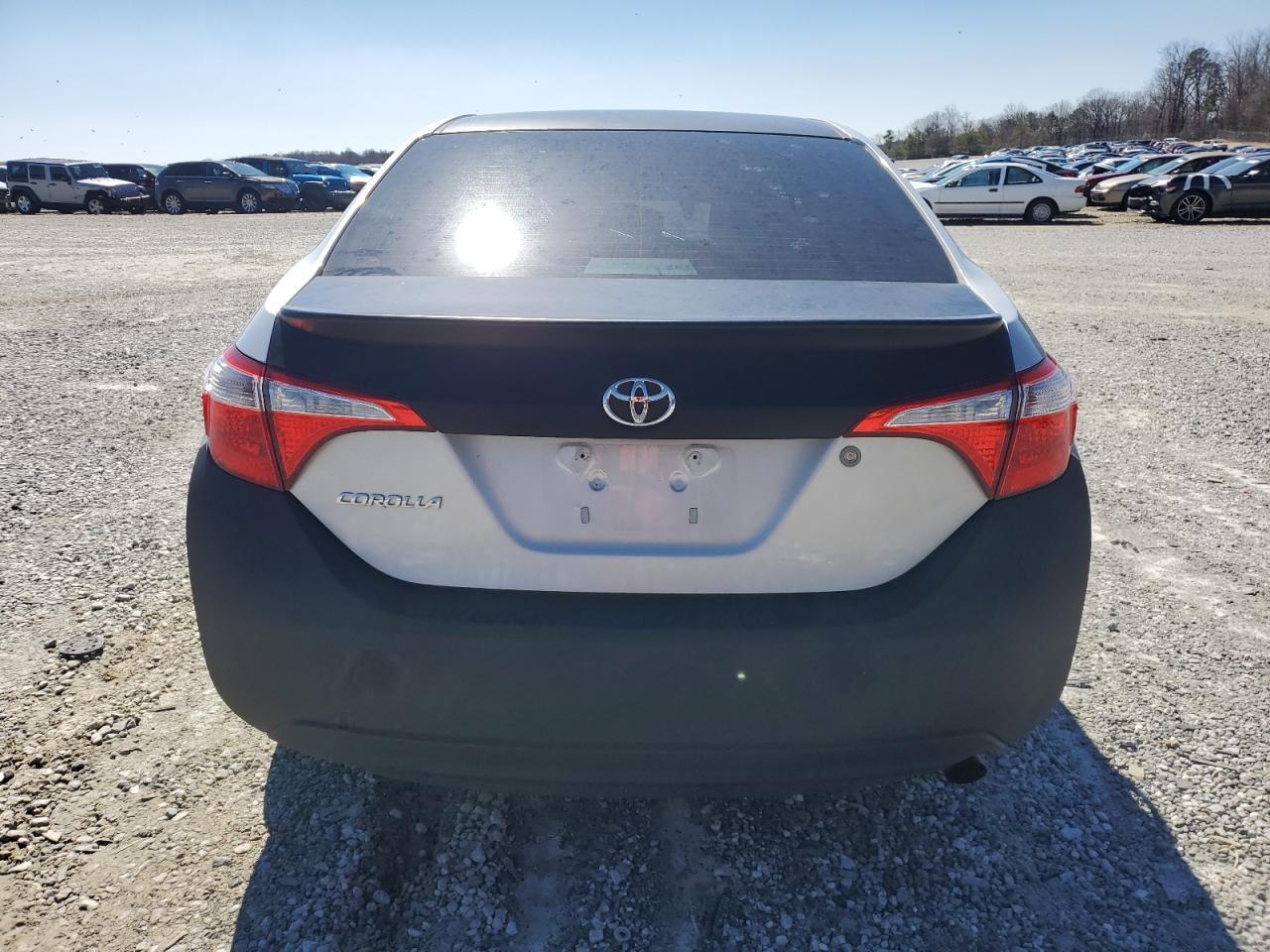 2014 TOYOTA COROLLA L - Image 6