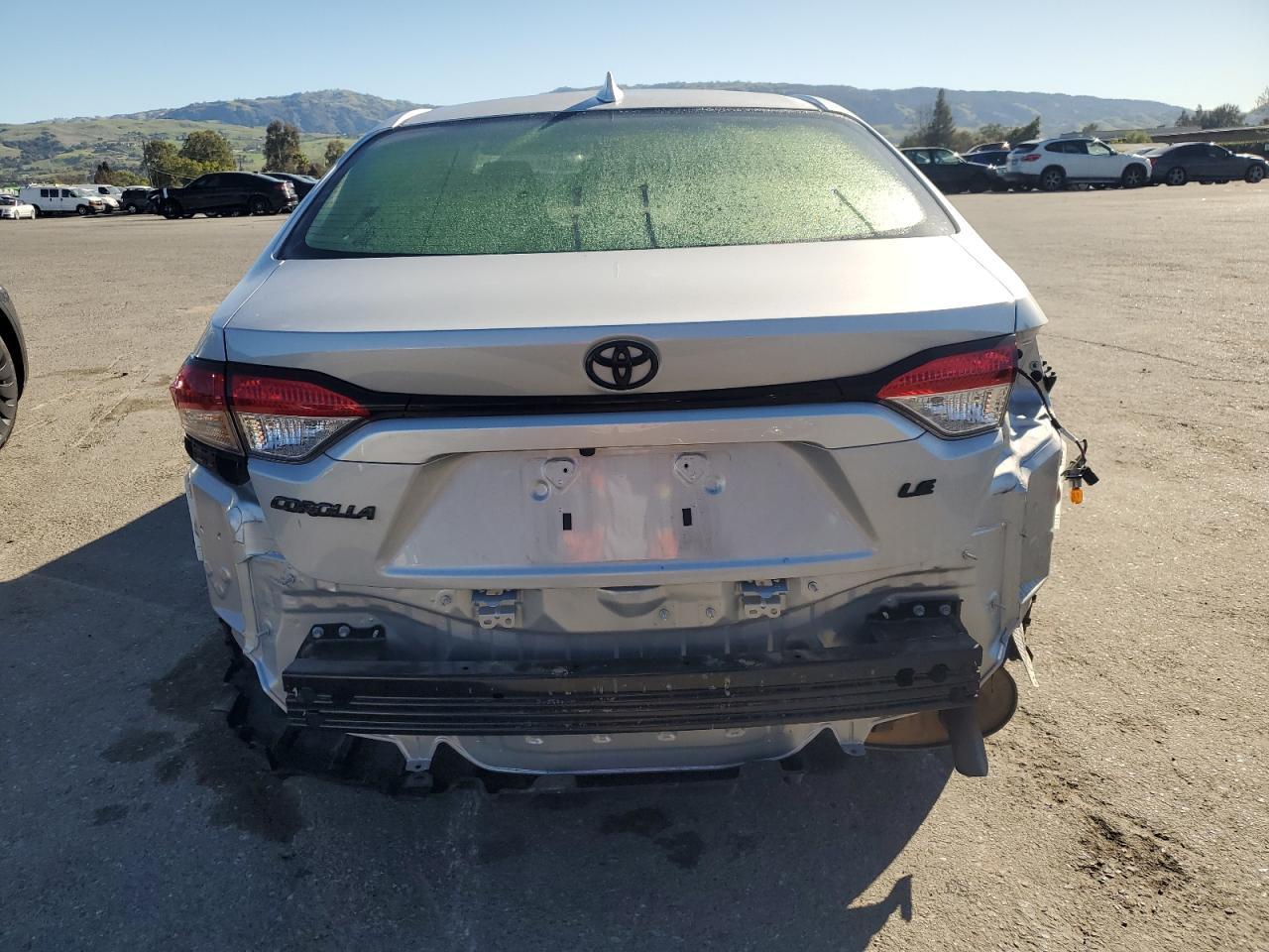 2022 TOYOTA COROLLA LE - Image 6