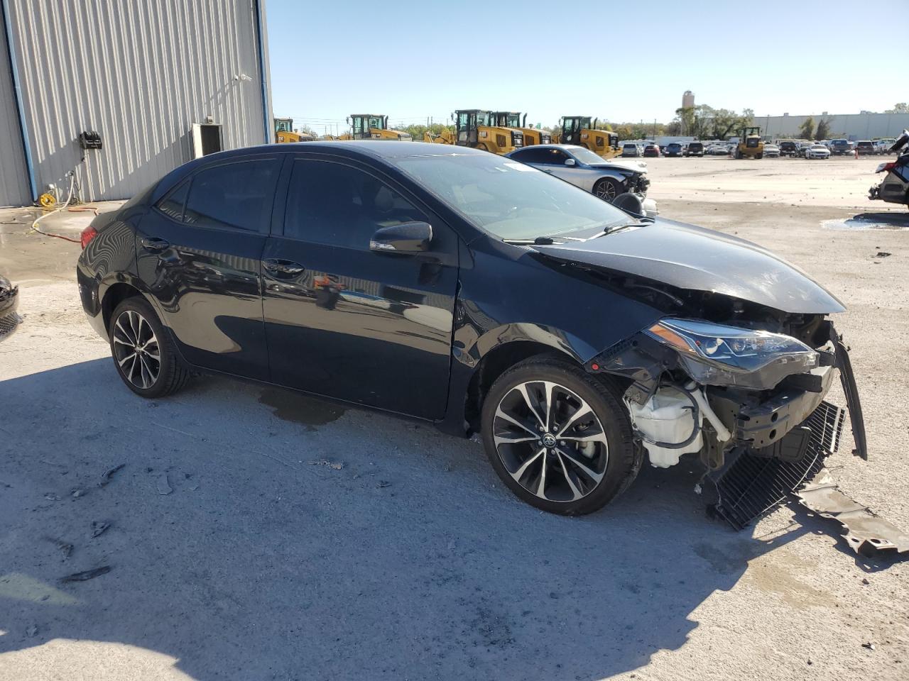 2019 TOYOTA COROLLA L - Фото 4
