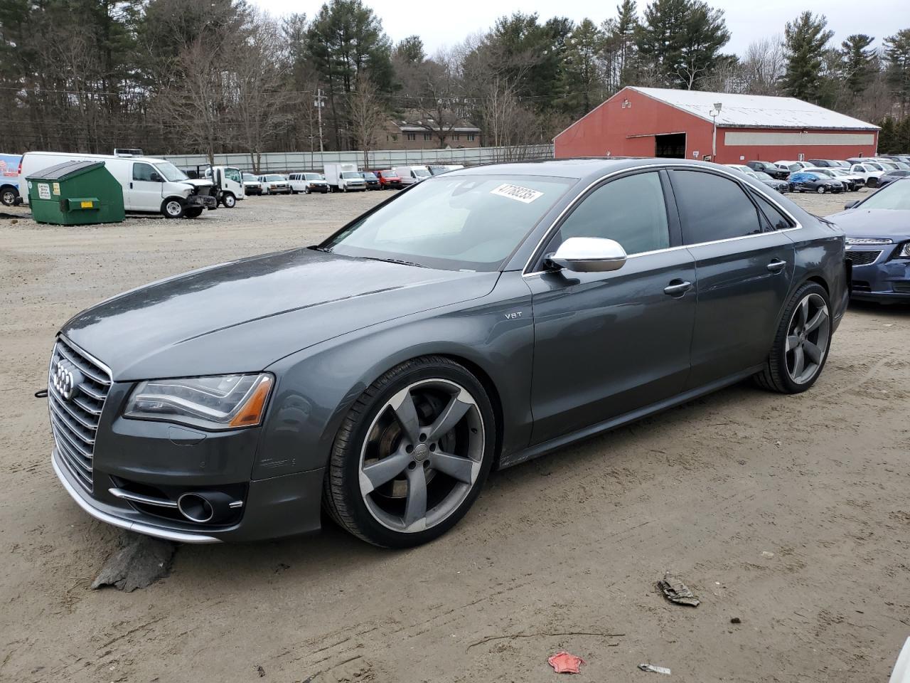 2013 AUDI S8 QUATTRO