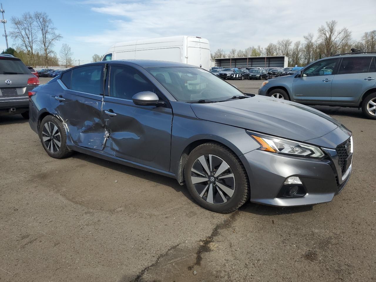 2020 NISSAN ALTIMA SV - Фото 4