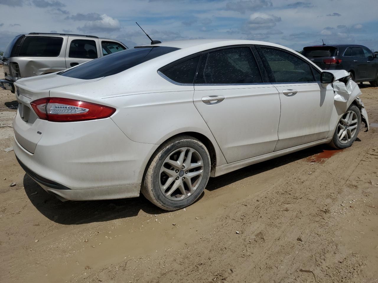 2014 FORD FUSION SE - Фото 3